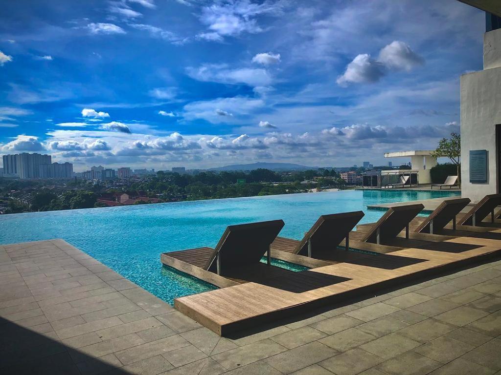 One Tebrau By Antlerzone Daire Johor Bahru Dış mekan fotoğraf