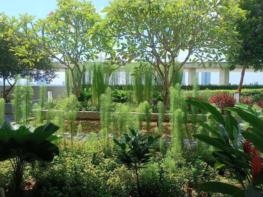 One Tebrau By Antlerzone Daire Johor Bahru Dış mekan fotoğraf
