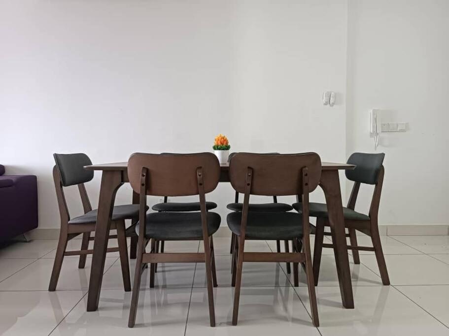 One Tebrau By Antlerzone Daire Johor Bahru Dış mekan fotoğraf